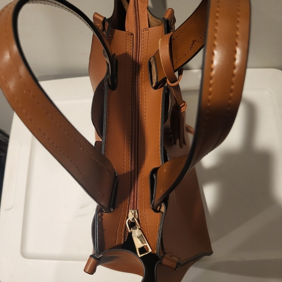 Melie Bianco Vegan Brown Top Handle Shoulder Handbag Purse MISSING Long Strap - Picture 8 of 15